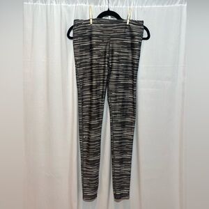 Under armour striped leggings